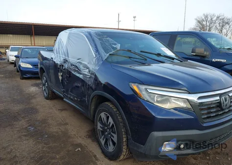 2020 Honda Ridgeline Awd Rtl from USA, damaged, VIN 5FPYK3F50LB020652
